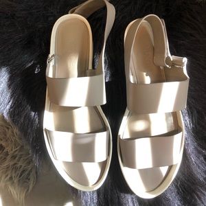 VINCE PLATFORM SANDAL -SIZE 7